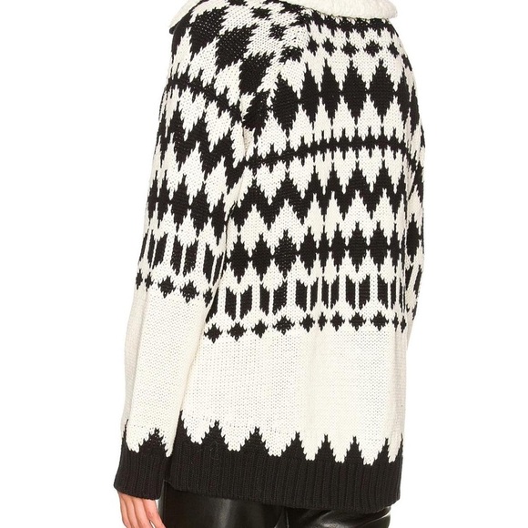 Show Me Your MuMu Black and White Turtleneck Sweater - Picture 2 of 6